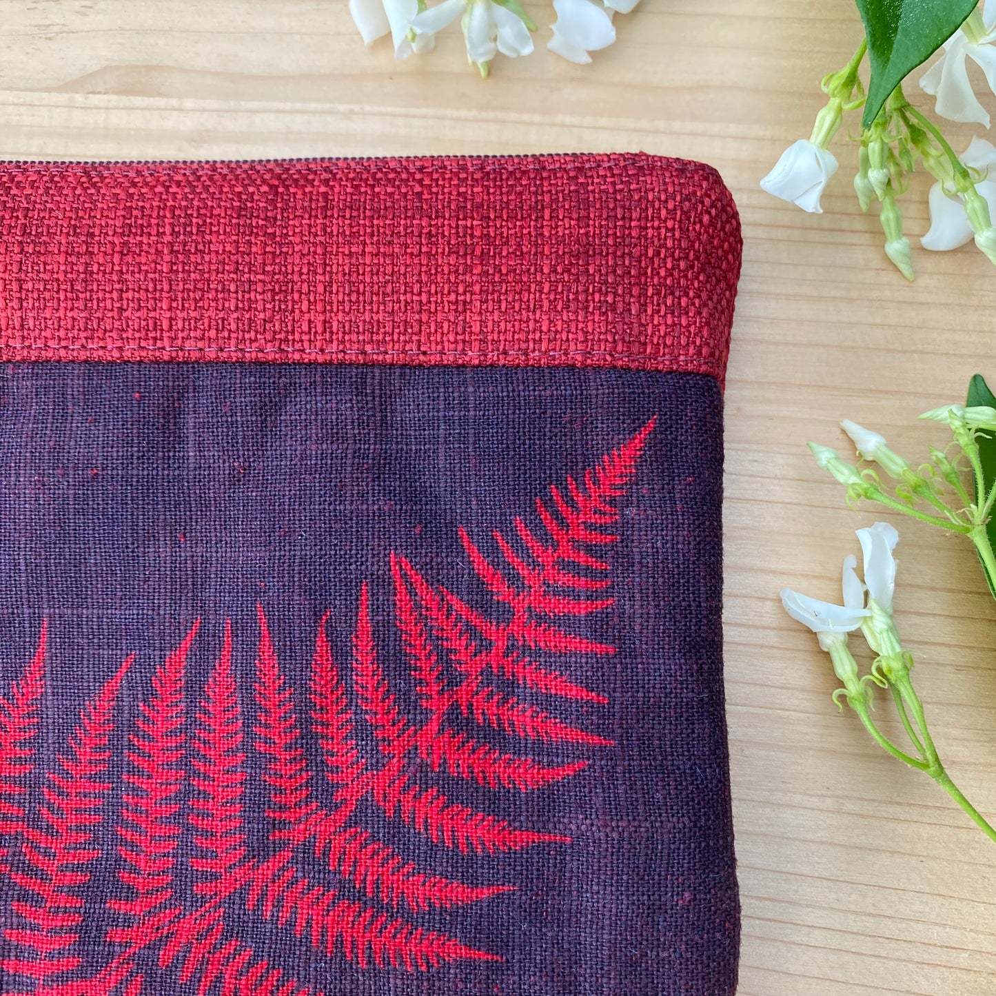 Mini pochette fougère rouge, Derniere chance
