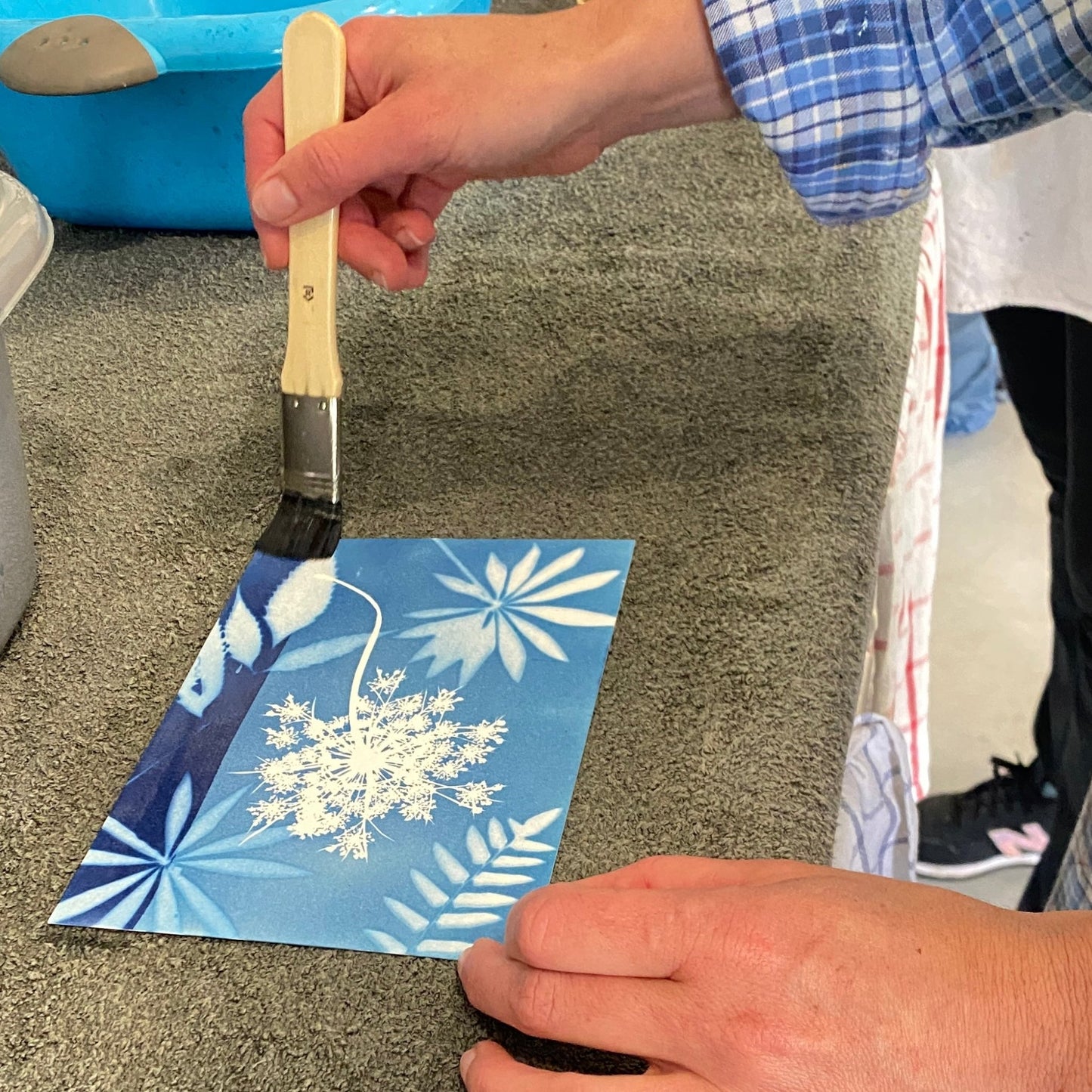 Atelier créatif impression de fleurs au soleil en Gironde Gujan Mestras