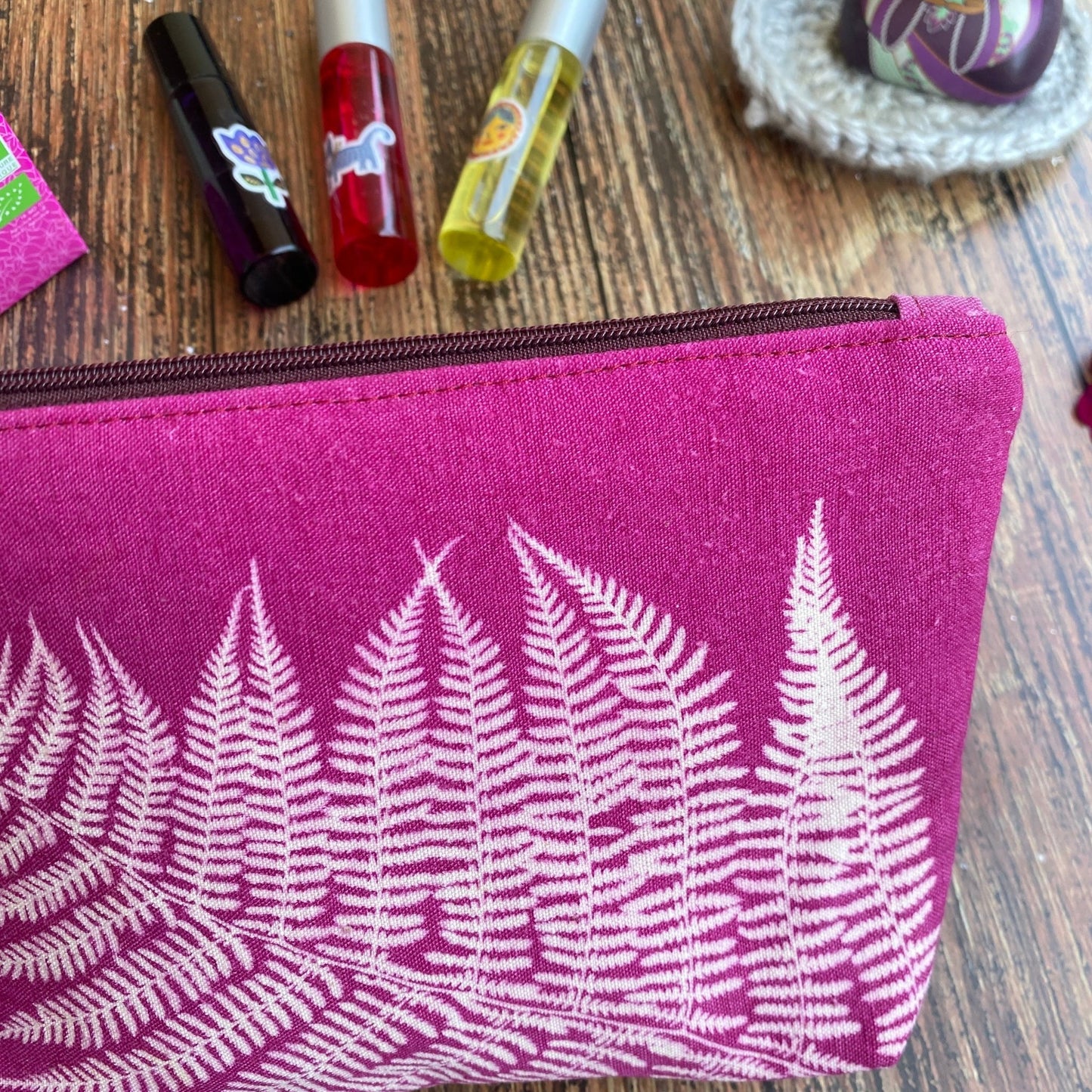 La pochette rose | Funky Mamie motif fougère